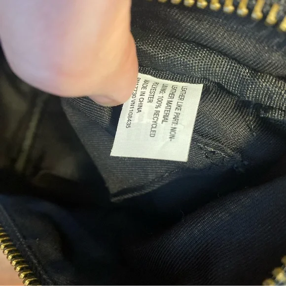 Universal Thread Beige Dalmatian Print Crossbody Belt Bag with Black Strap - Picture 5 of 5